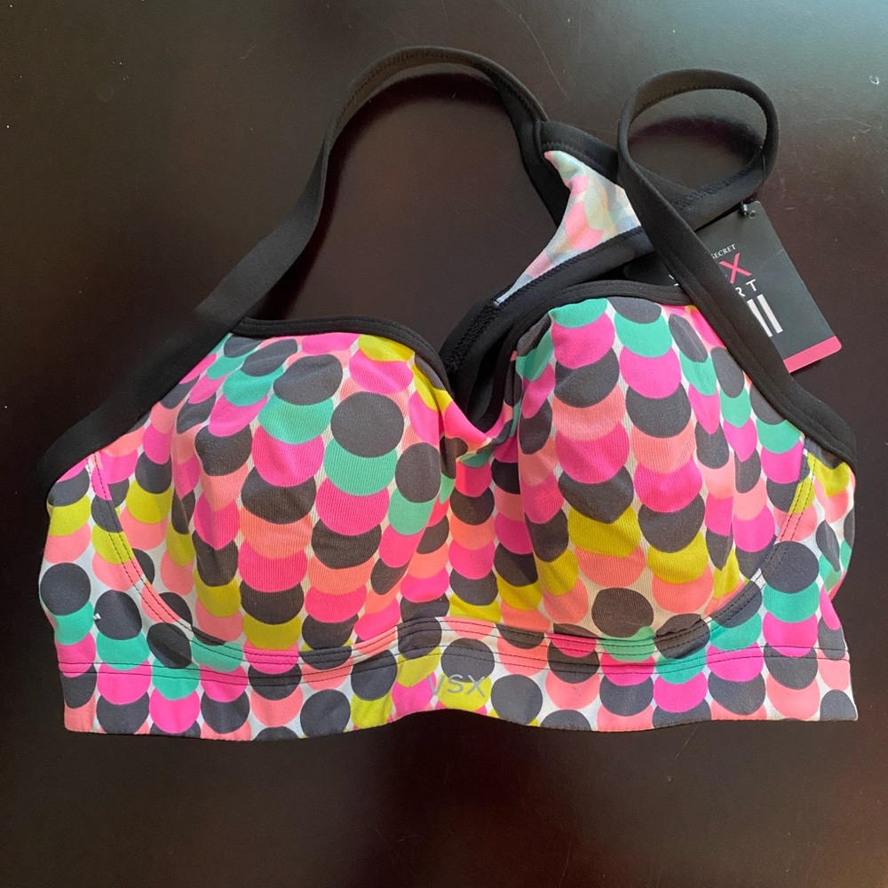 NWT Victoria’s Secret Angel Sports Bra 32D